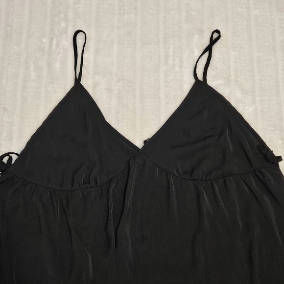 BOGO Free🦋 Divided Black Camisole Style Top - Picture 2 of 12